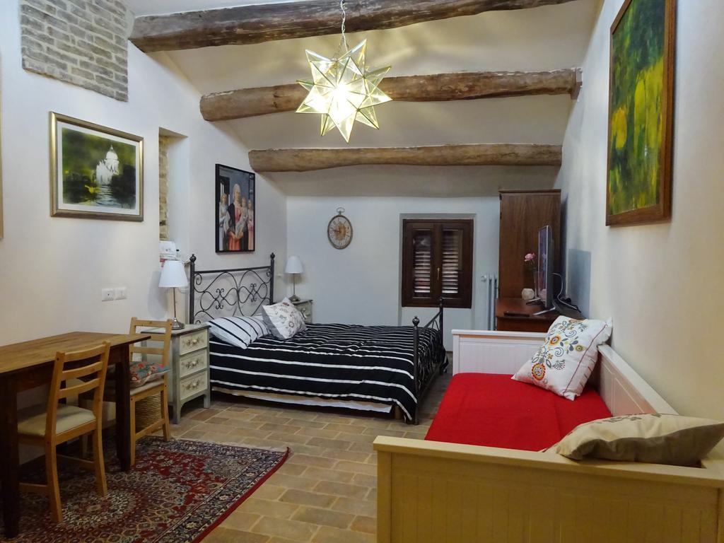 우르비노 Torricini Skyline B&B 외부 사진