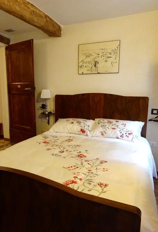 우르비노 Torricini Skyline B&B 외부 사진